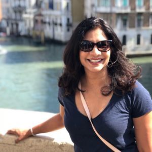 Meet your Posher, Kira